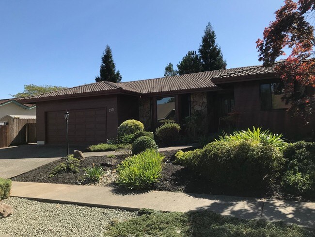 Building Photo - 4 bedroom in Napa CA 94558