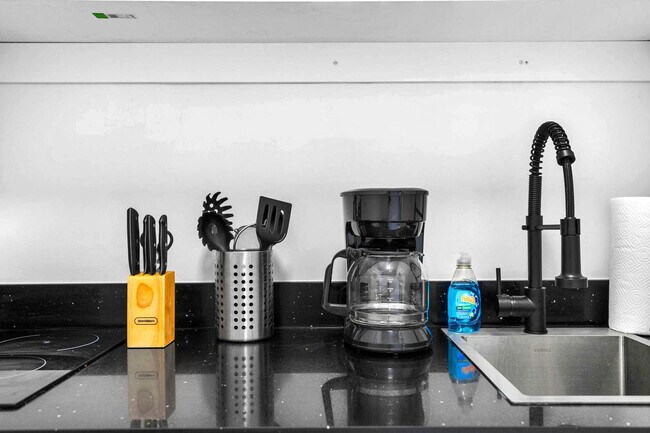 Foto del edificio - 1540 NW 46th St