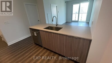 Building Photo - 4130 Parkside Village Dr