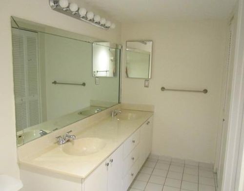 Foto del edificio - 545 SE 12th St