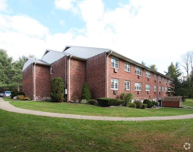 Worthington Apartments Apartments Rocky Hill, CT