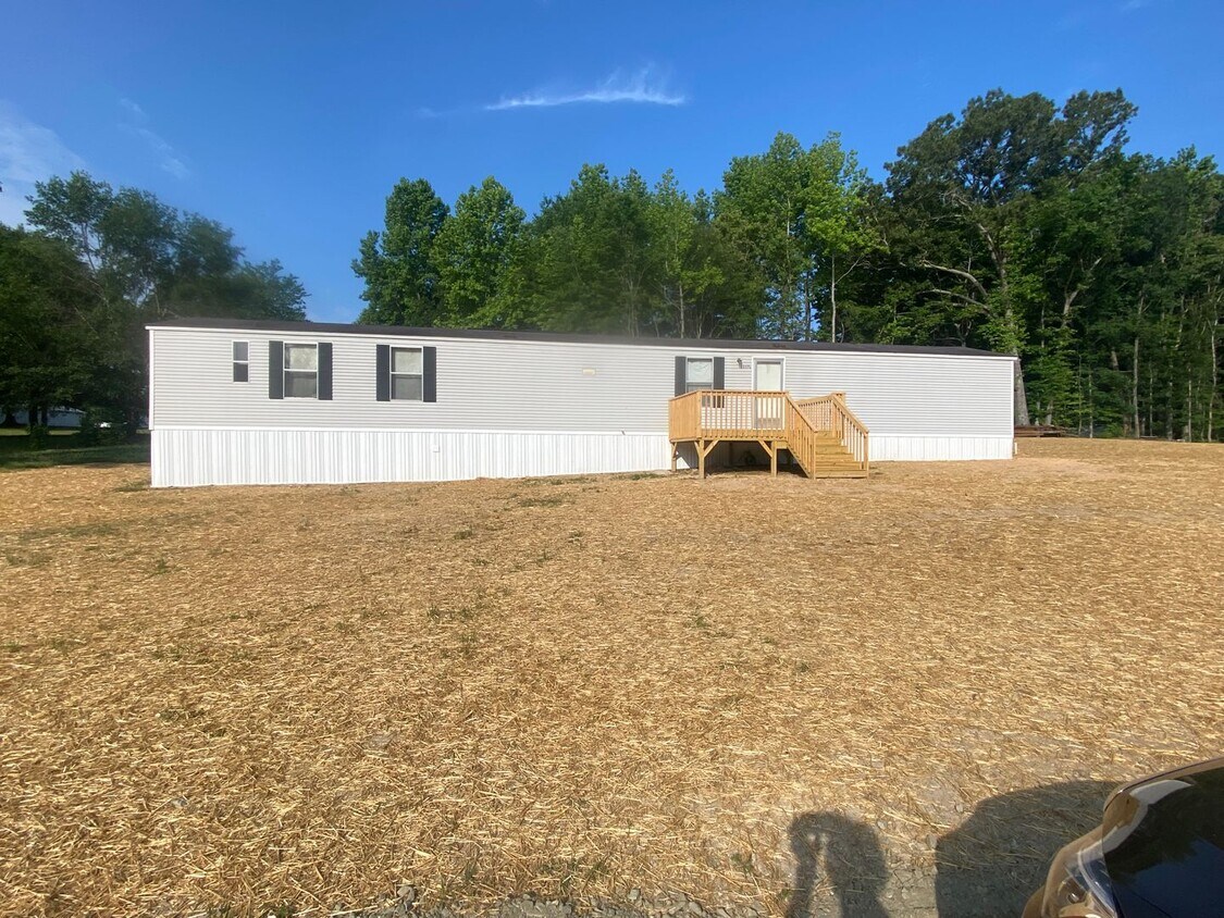 Primary Photo - 3/2 close to Kings Mtn, Shelby, I-85 and H...