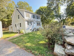 Building Photo - 152 Hewitt Rd