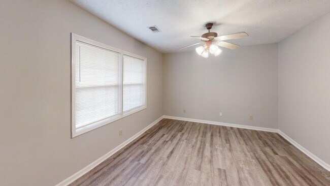 Building Photo - Shelton Park -  Single Family Home