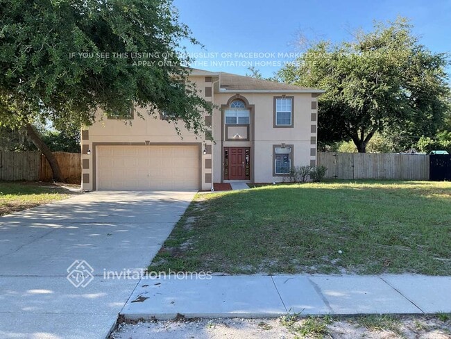 Building Photo - 3165 Hoover Dr