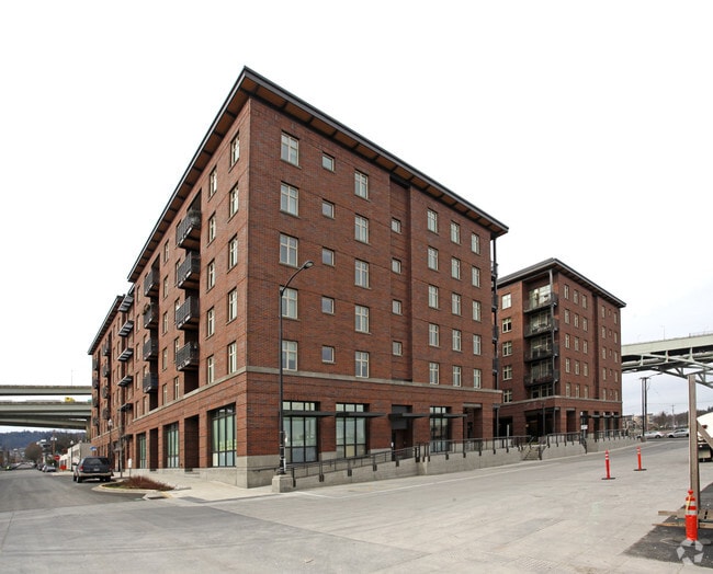 Building Photo - The Ramona