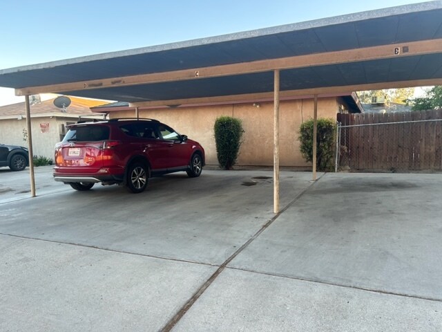 Foto del edificio - 2616 N Half Moon Dr