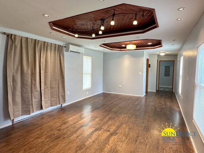 Building Photo - 8415 Tortuga St