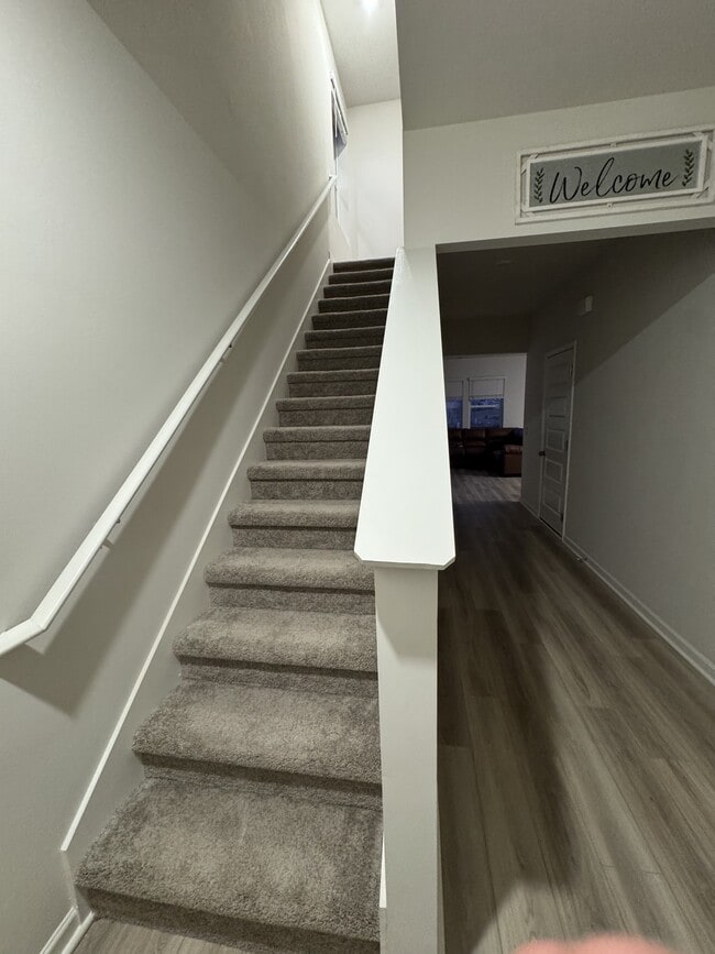 Foto del edificio - 901 Moray Ln
