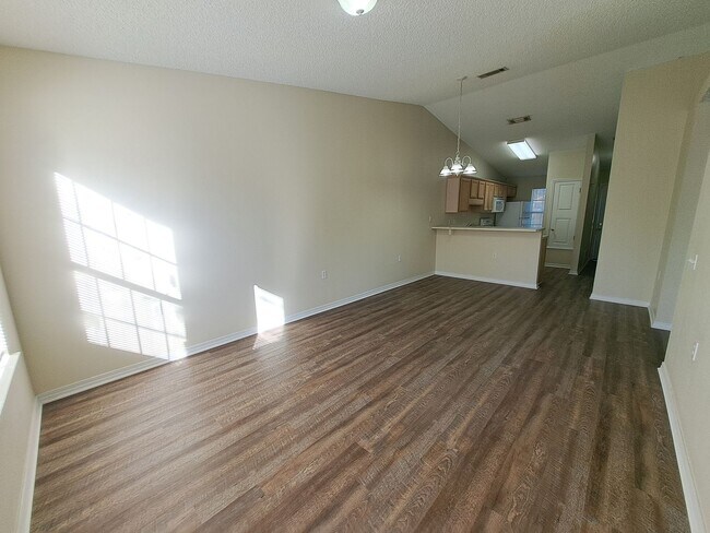 Foto del edificio - Stonebrook Dr.8069