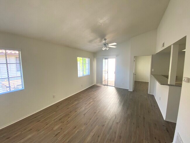Living Room - 23305 La Crescenta