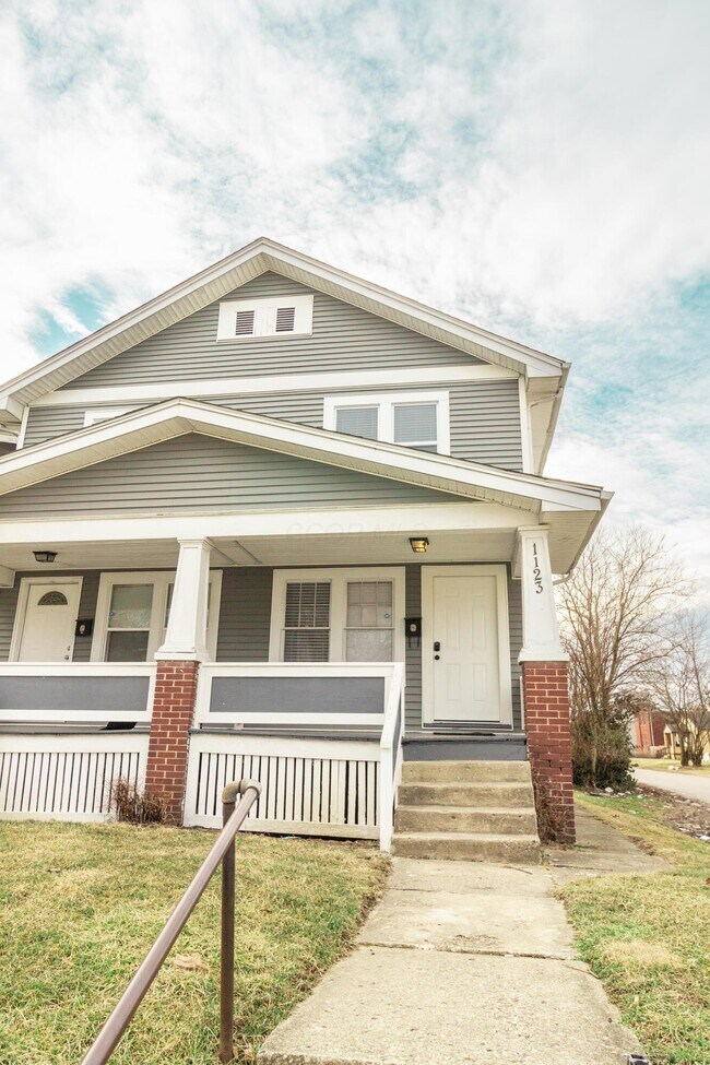 Building Photo - 1123 Wilson Ave