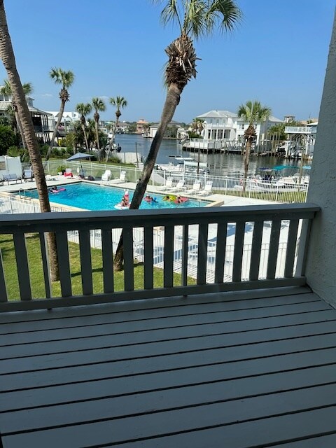 Enjoy watching boats and beatiful day and evening views - 501 Gulf Shore Dr
