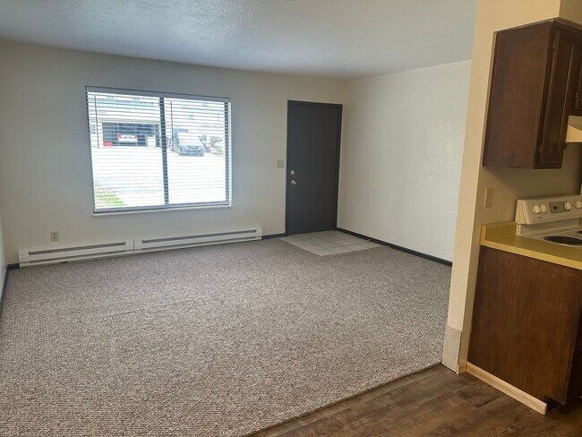 Foto del edificio - 1033 Lakeshore Dr