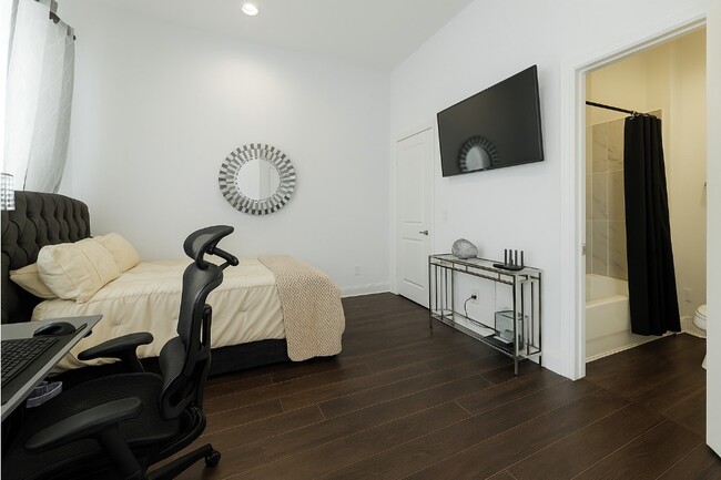 Foto del edificio - 10760 Craighead Dr