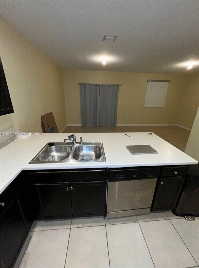 Foto del edificio - 3405 SE 1st St