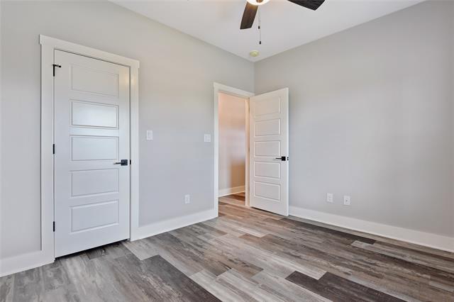 Foto del edificio - 4906 Dry Creek Rd