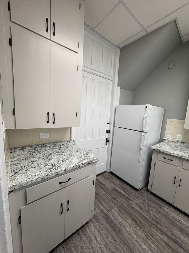 Photo - Spacious main level apartment in gorgeous hisotrical house!