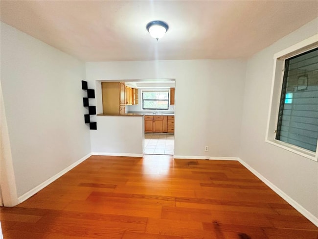 Foto del edificio - 5620 Pierce St