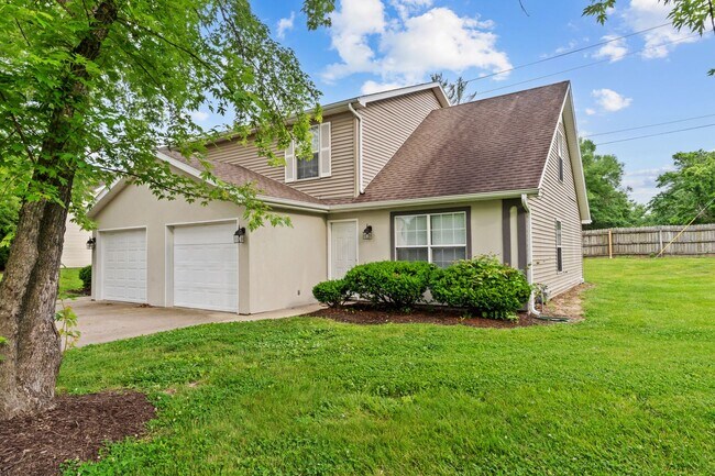 Foto del edificio - 4410-4412 Cheryl Ct.