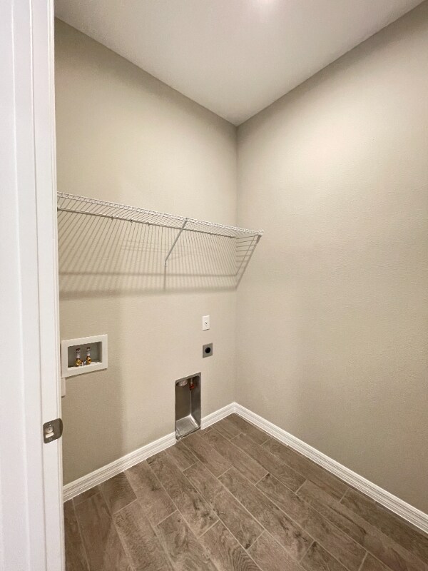 Building Photo - 15265 Palm Ln