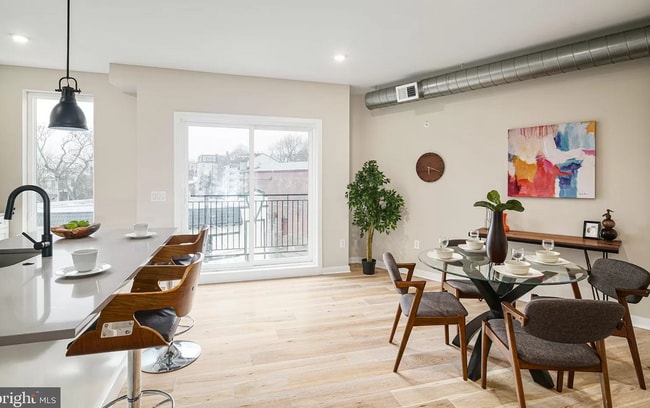 Photo - 3712 Midvale Ave Apartment