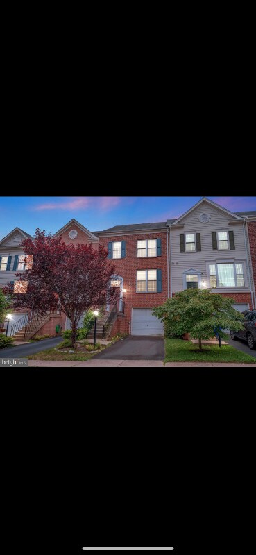 Primary Photo - 9836 Cheshire Ridge Cir