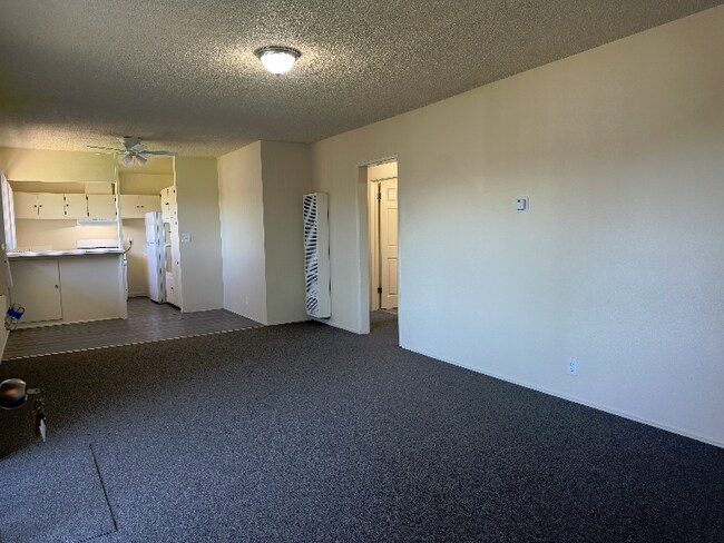 Foto del edificio - 700 N East End Ave