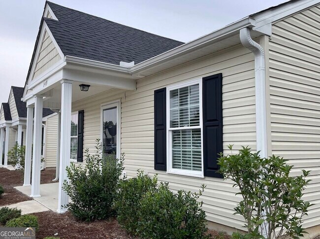 Building Photo - 149 Buckhaven Way