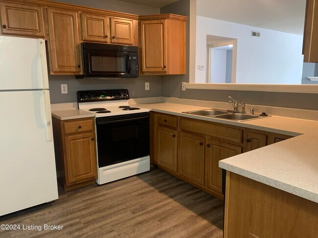 Foto del edificio - 1038 Brent St