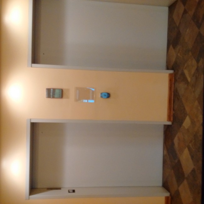 Elevadors - 6560 W Diversey Ave