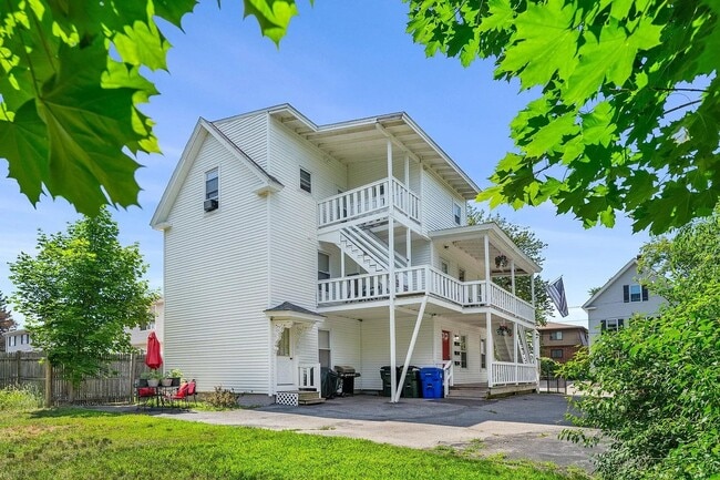 Building Photo - 29 Colby St