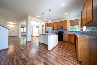 Building Photo - 1814 Spring Creek Dr