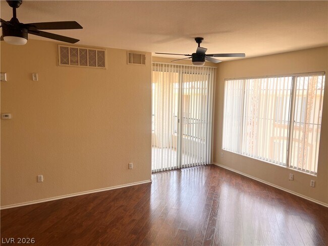 Foto del edificio - 7135 S Durango Dr