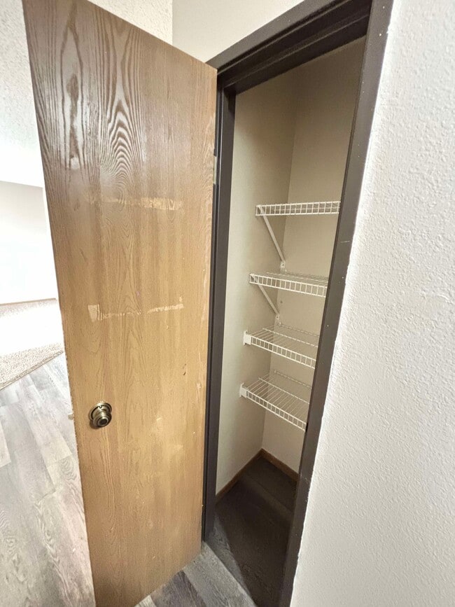 Building Photo - Brickview Apartments