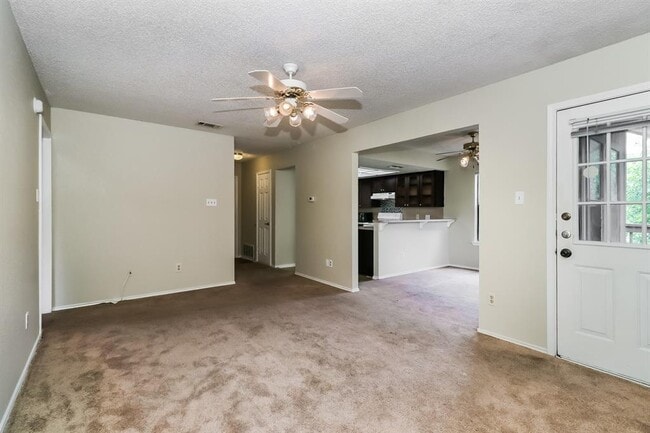 Building Photo - 314 Rawhide Loop
