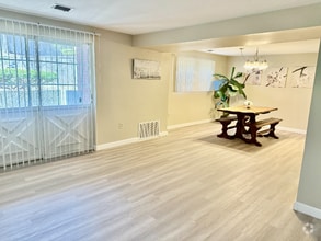 Building Photo - 5 Louisburg Square