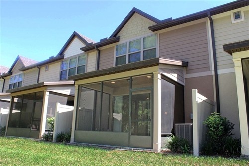 Building Photo - Townhouse - Jacksonville, FL