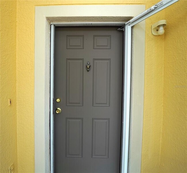 Foto del edificio - 2007 Country Brook Ave