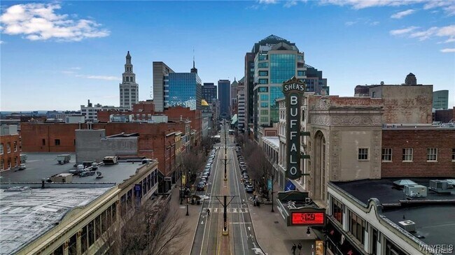 Foto del edificio - 674 Main St