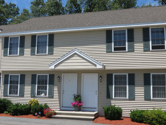 Foto del edificio - Robbins Nest Townhomes