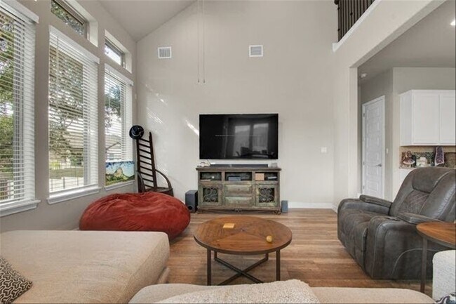 Foto del edificio - 421 Chinkapin Trail