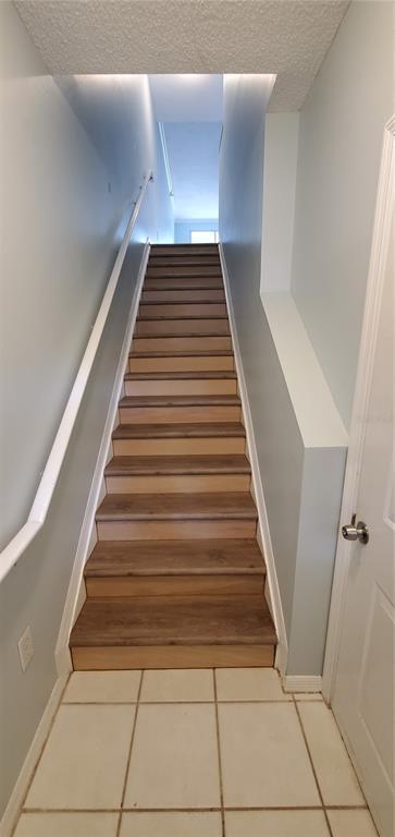 Building Photo - 5682 Bentgrass Dr