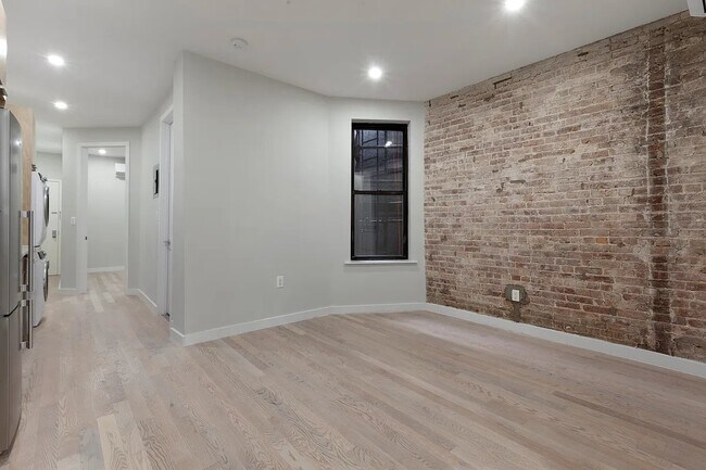 Building Photo - 128 East 86th Street