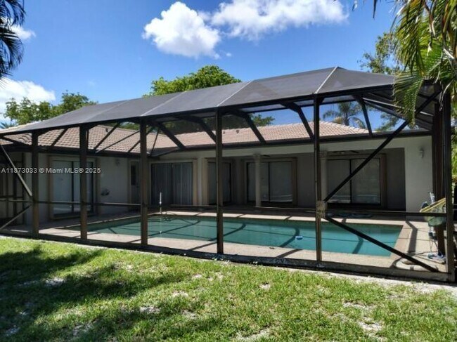 Foto del edificio - 10789 NW 9th Ct