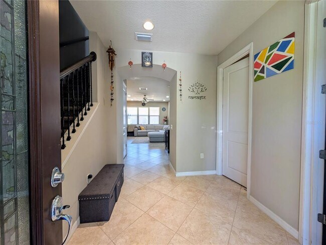 Foto del edificio - 5811 Colony Glen Rd