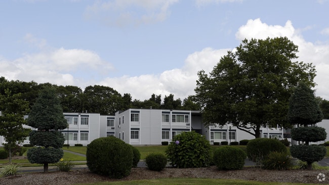 Building Photo - Taunton Gardens