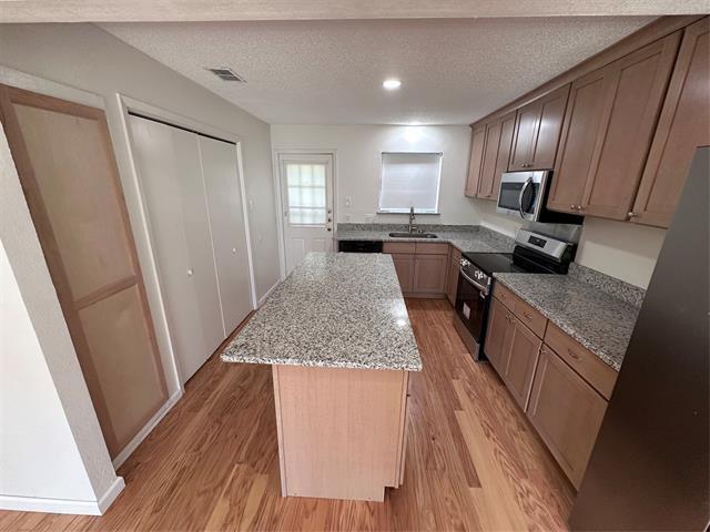 Foto del edificio - 9519 Westpark Dr