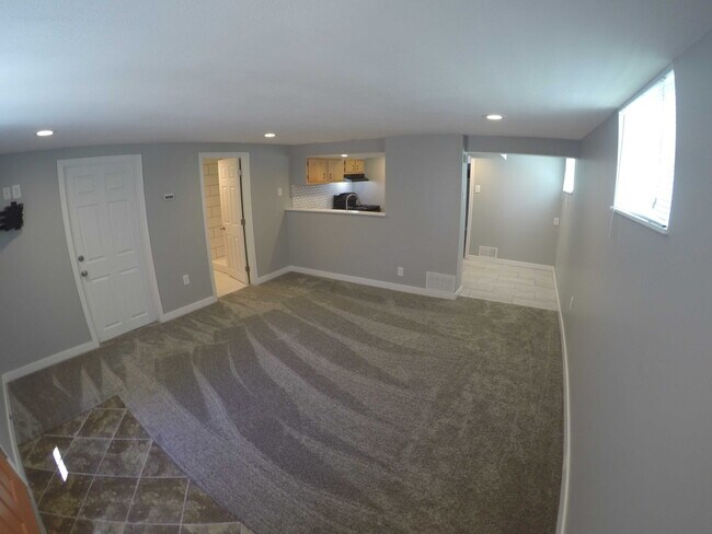Foto del edificio - 2306 Sunnyside Ave S