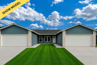 Building Photo - 11448 W 35th St S